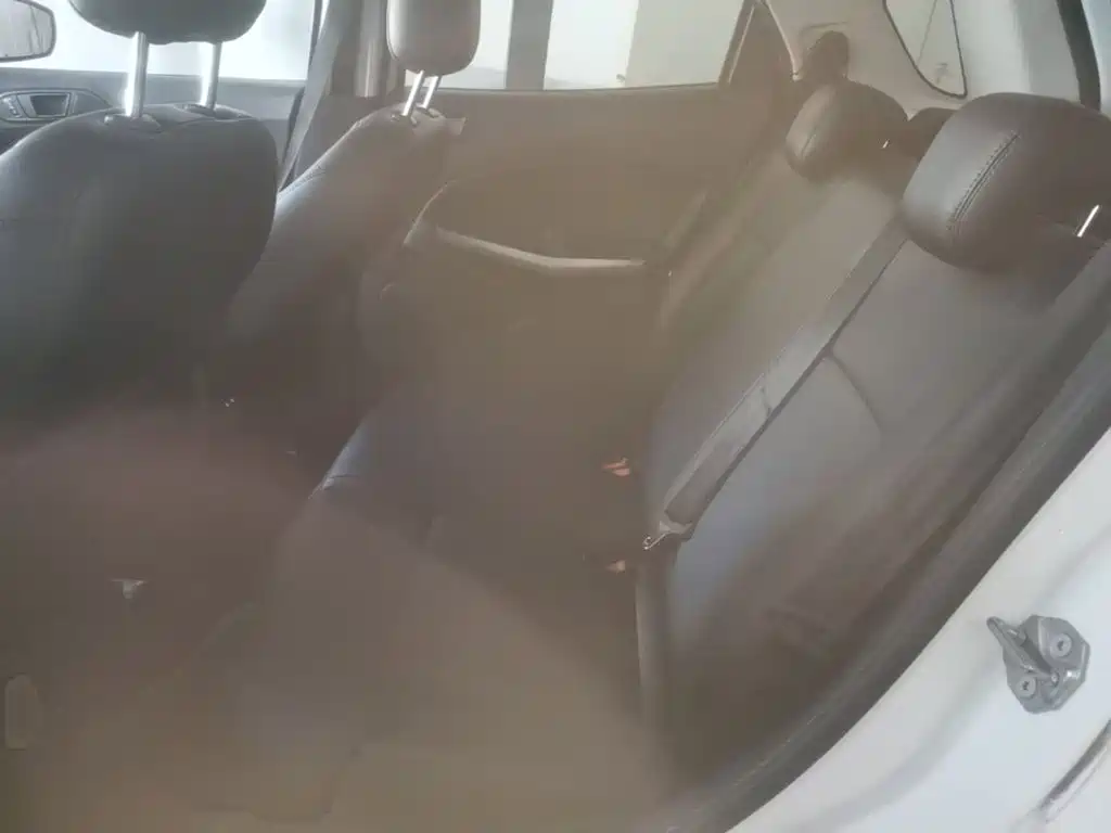 Ford EcoSport 2019 — фото 17