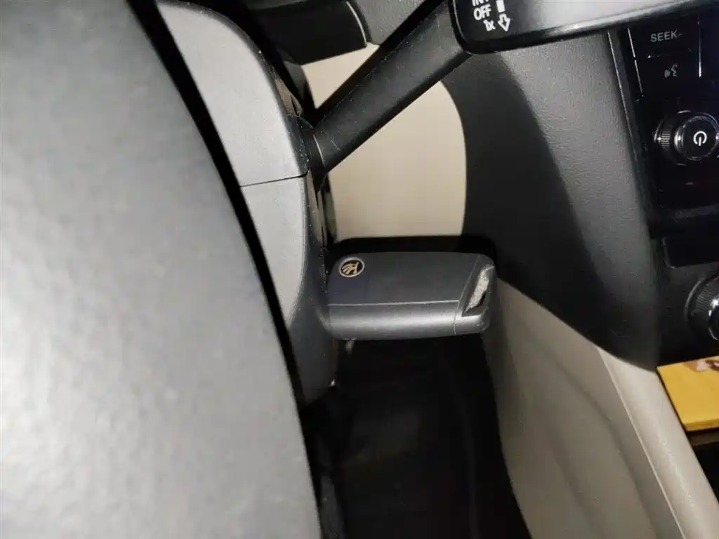Skoda Octavia 2014 — фото 12