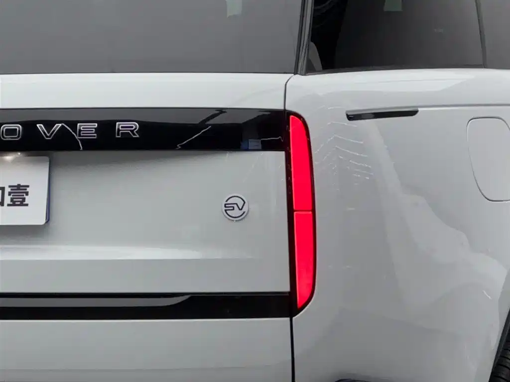 Land Rover Range Rover 2025 — фото 20