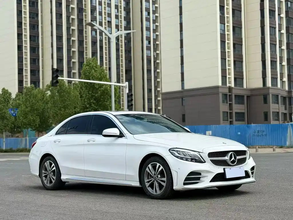 Mercedes-Benz C-Class 2019