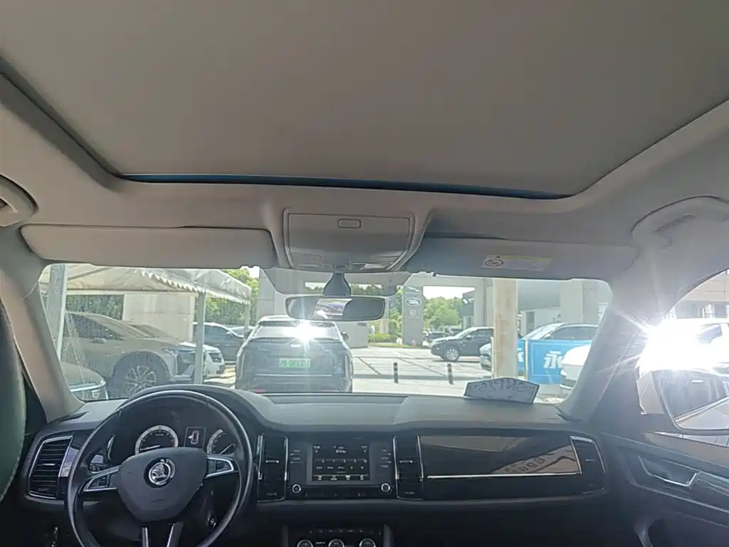 Skoda Kodiaq 2017 — фото 18