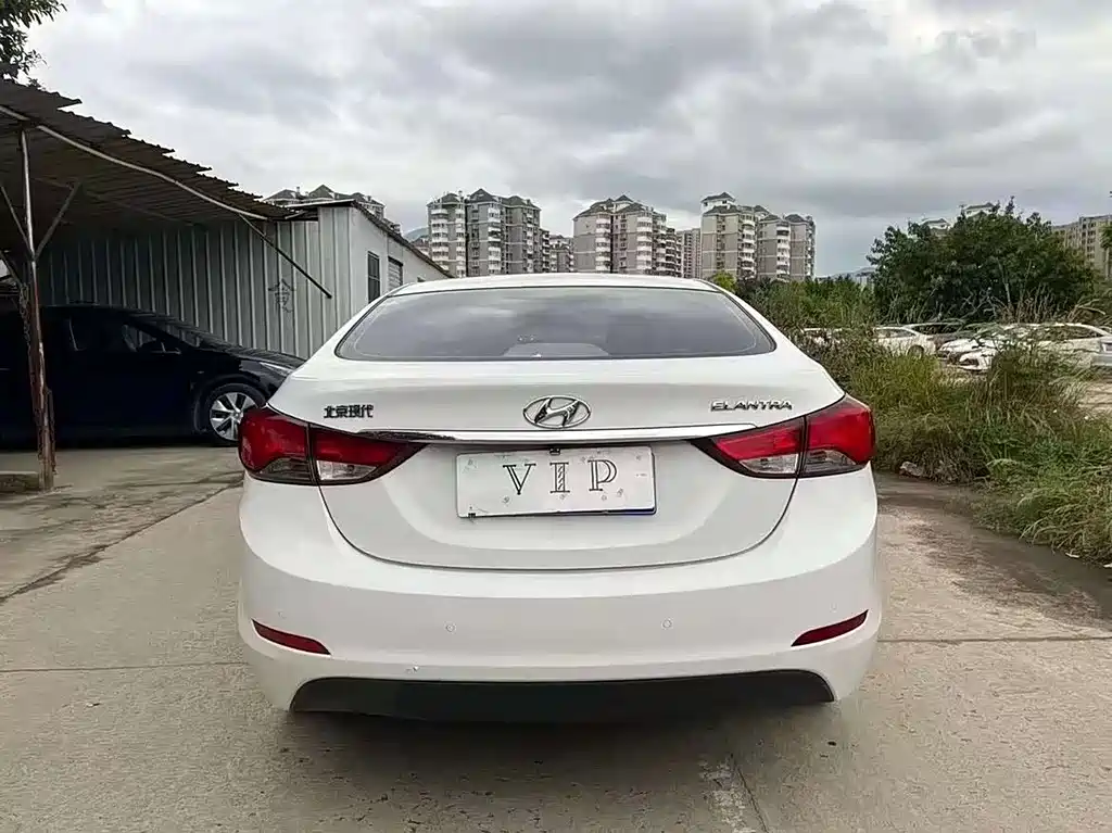 Hyundai Elantra Langdong 2017 — фото 5