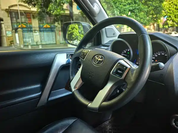 Toyota Prado 2017