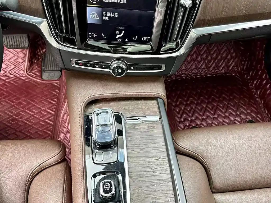 Volvo S90 2021 — фото 18