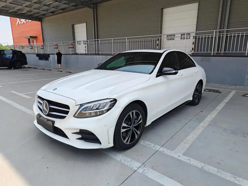 Mercedes-Benz C-Class 2019