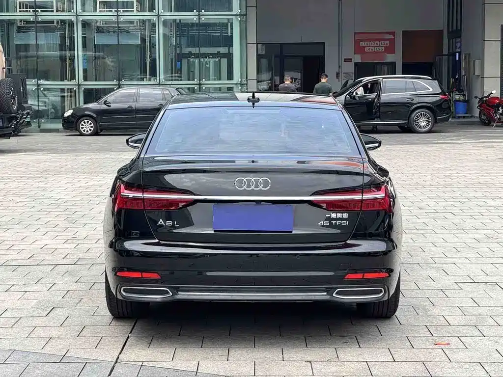 Audi A6L 2020