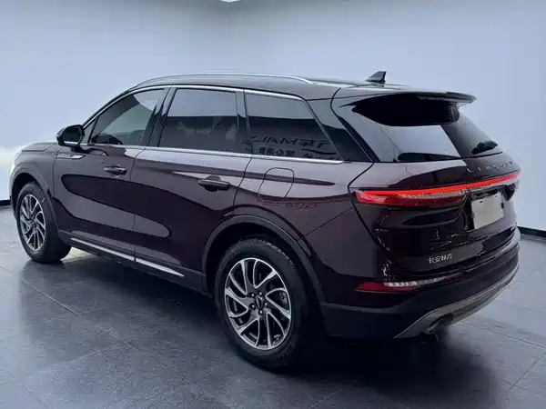 Lincoln Corsair 2021