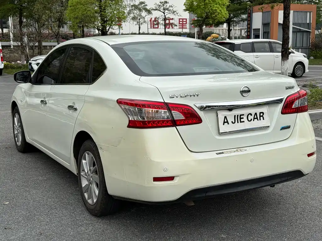 Nissan Sylphy 2015 — фото 10