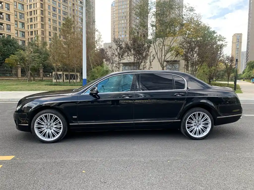 Bentley Flying Spur 2012 — фото 7
