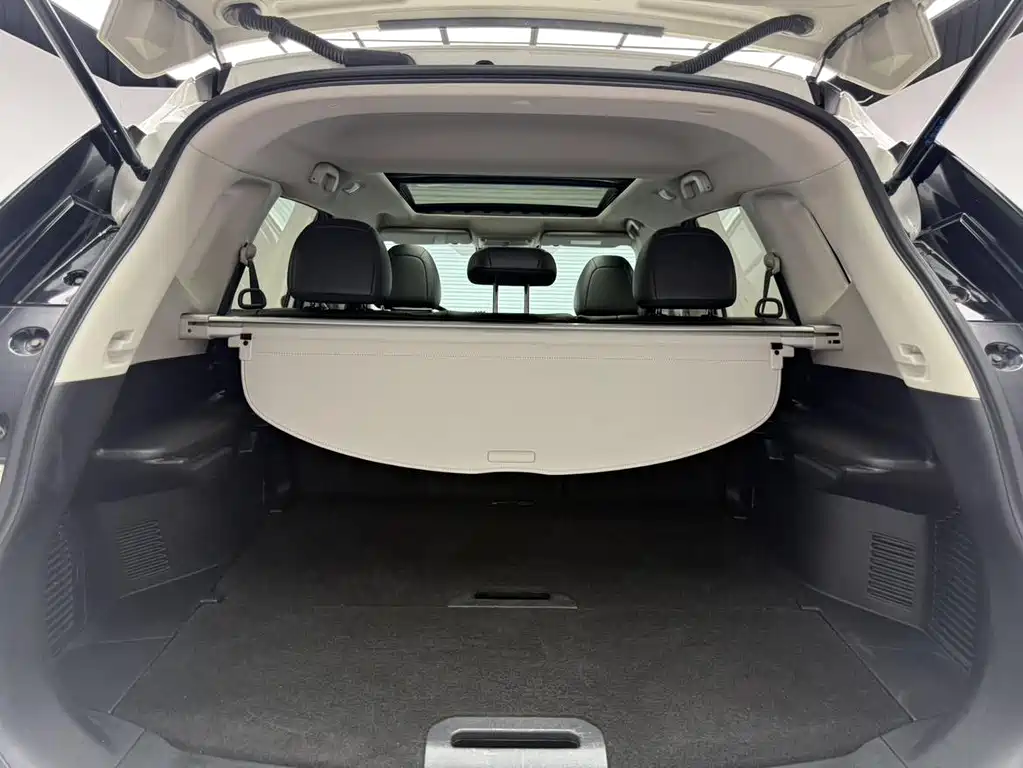 Nissan X-Trail 2023 — фото 9