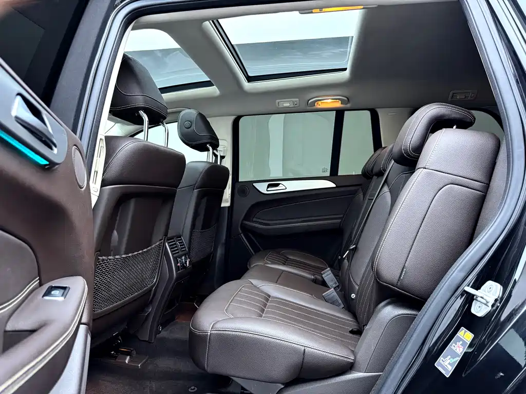 Mercedes-Benz GLS 2017 — фото 18