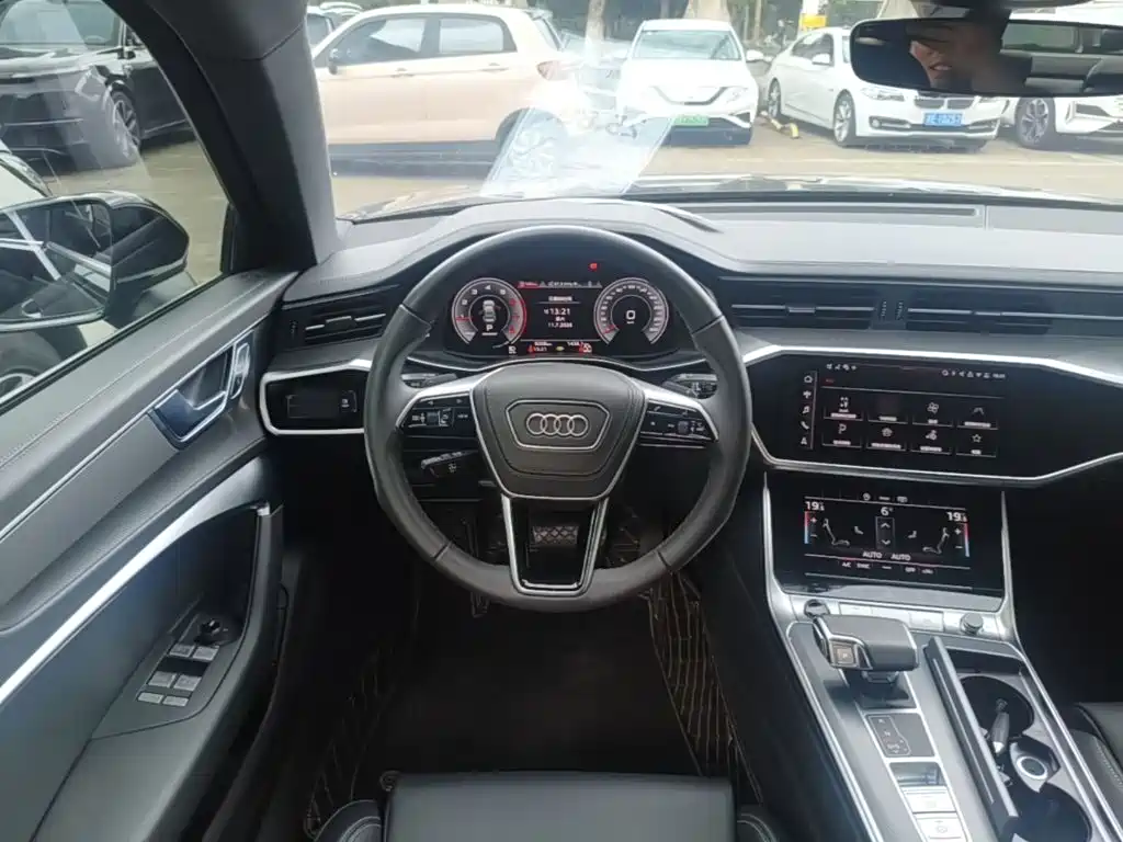 Audi A6L 2025 — фото 11