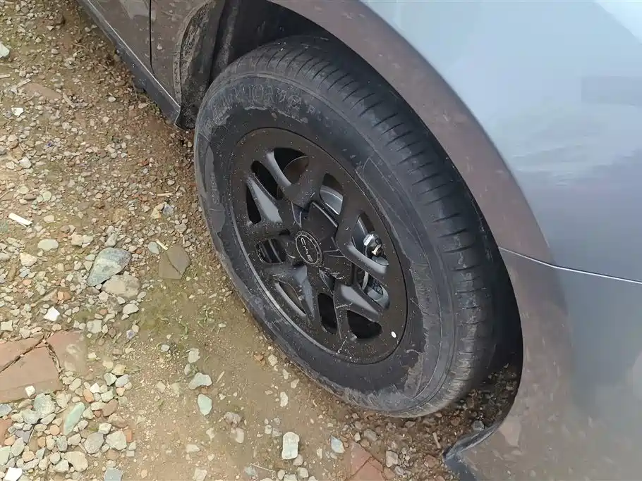 BYD Seal 05 DM-i 2026 — фото 6
