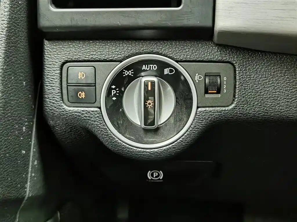 Mercedes-Benz GLK-Class 2012 — фото 21