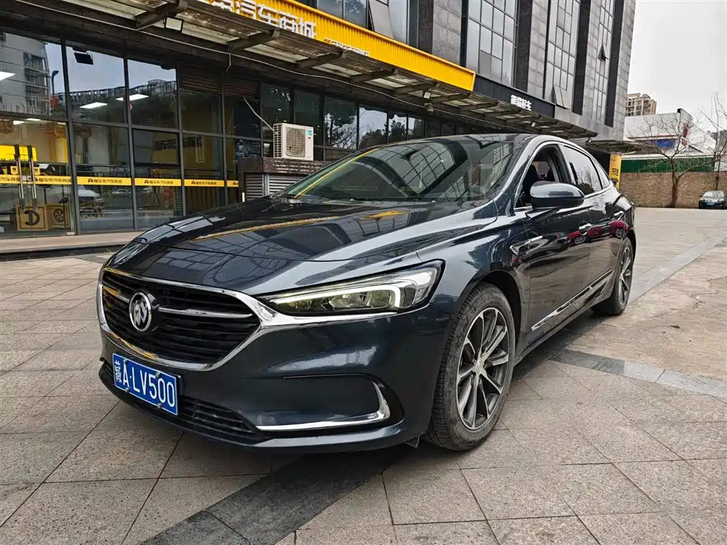 Buick LaCrosse 2021 — фото 1