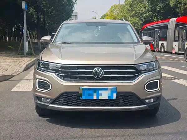 Volkswagen T-Roc 2023