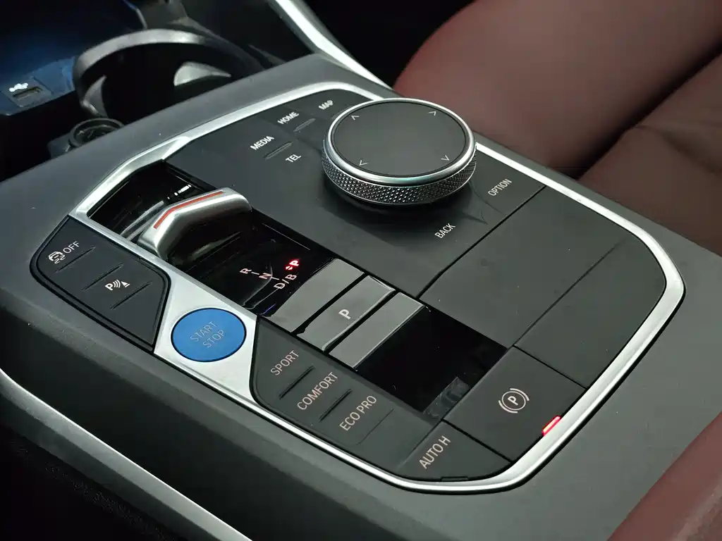 BMW i3 2025 — фото 12