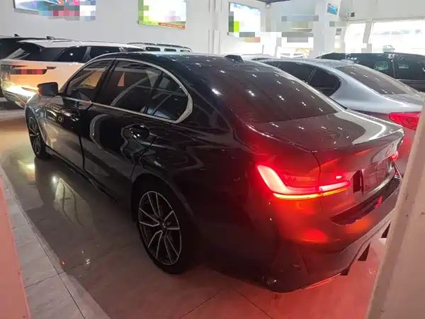 BMW 3 Series 2024