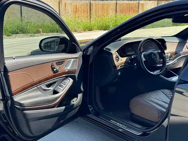 Mercedes-Benz Maybach S-Class 2016