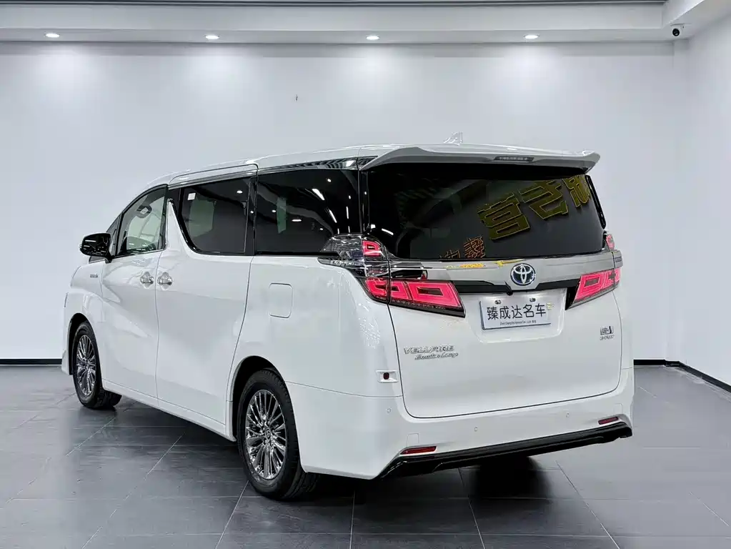 Toyota Vellfire 2021 — фото 4