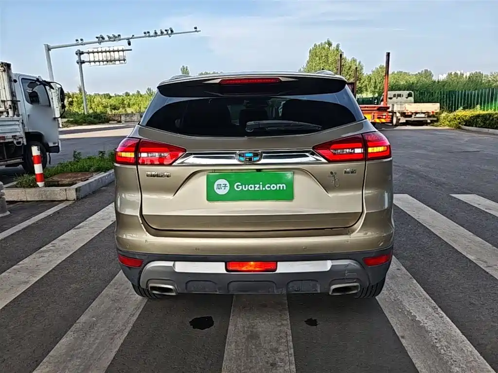 Geely Boyue 2016 — фото 4