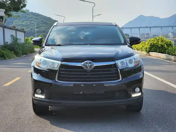 Toyota Highlander 2017