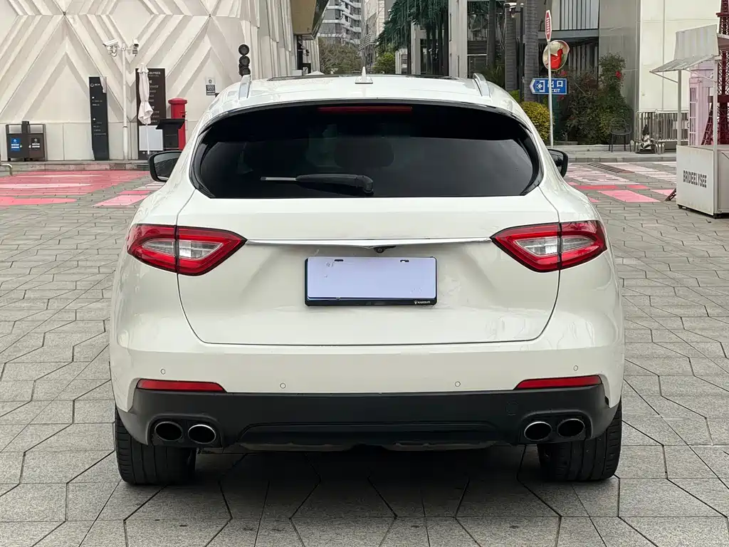 Maserati Levante 2018 — фото 5
