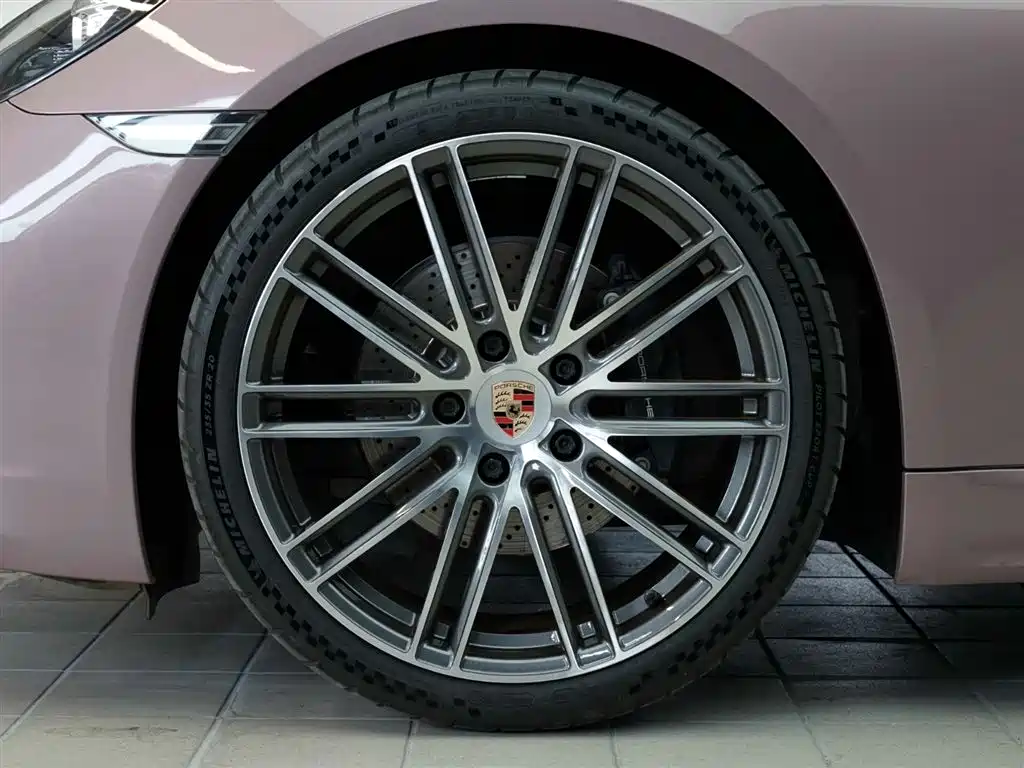 Porsche 718 2023 — фото 7