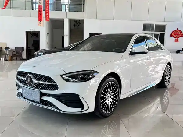 Mercedes-Benz C-Class 2025