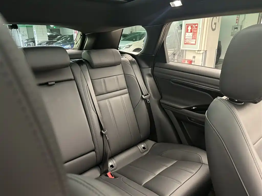 Land Rover Evoque 2020 — фото 15