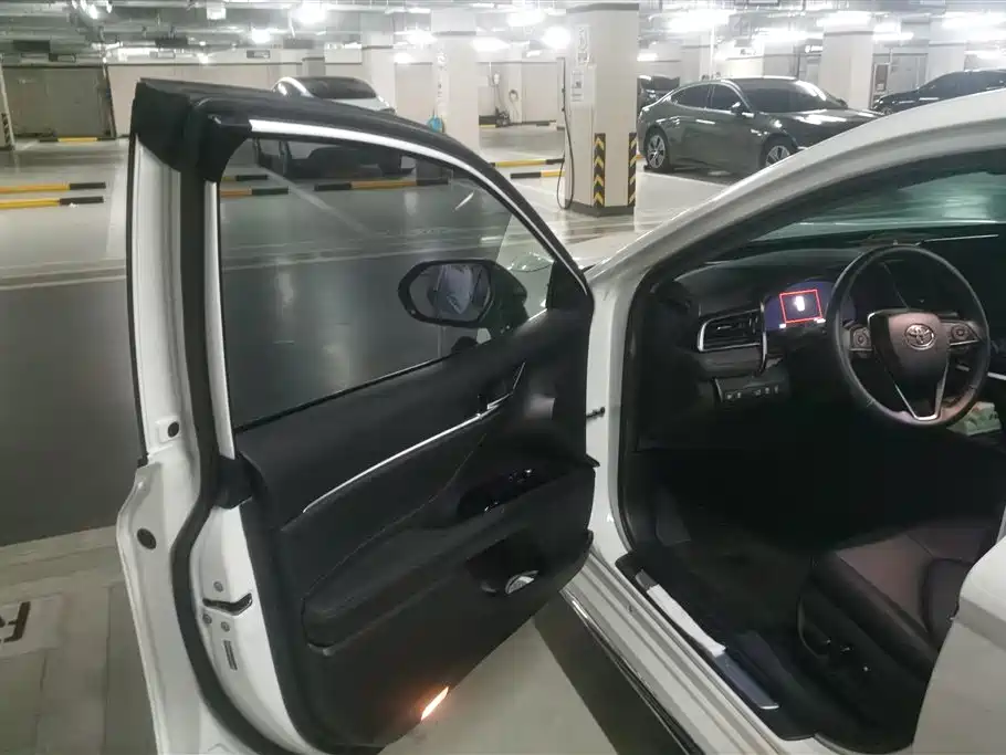 Toyota Camry 2023