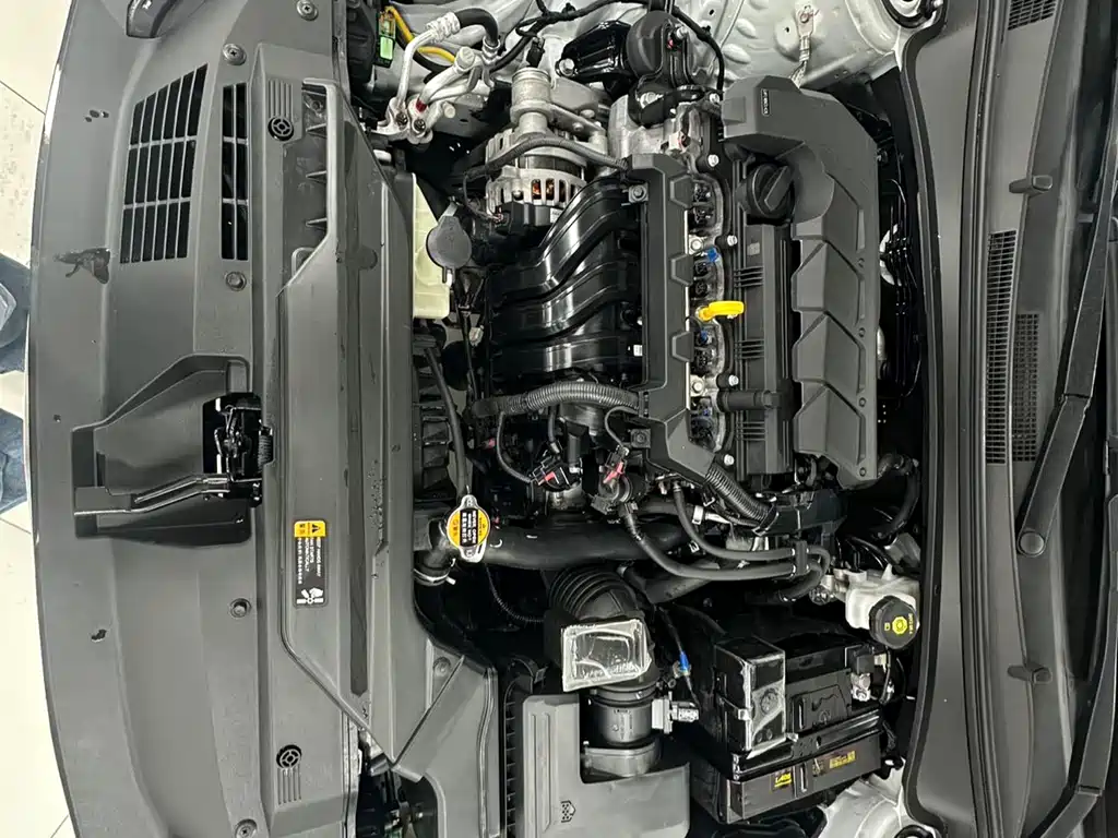 Hyundai Elantra 2023 — фото 10