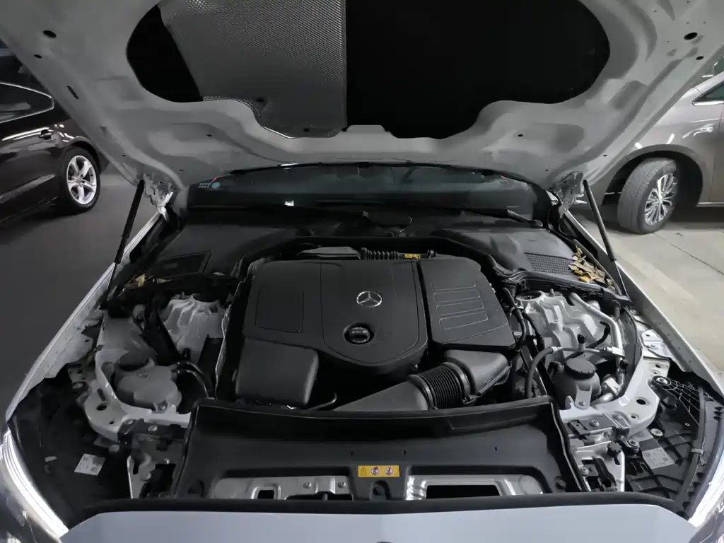 Mercedes-Benz C-Class 2021
