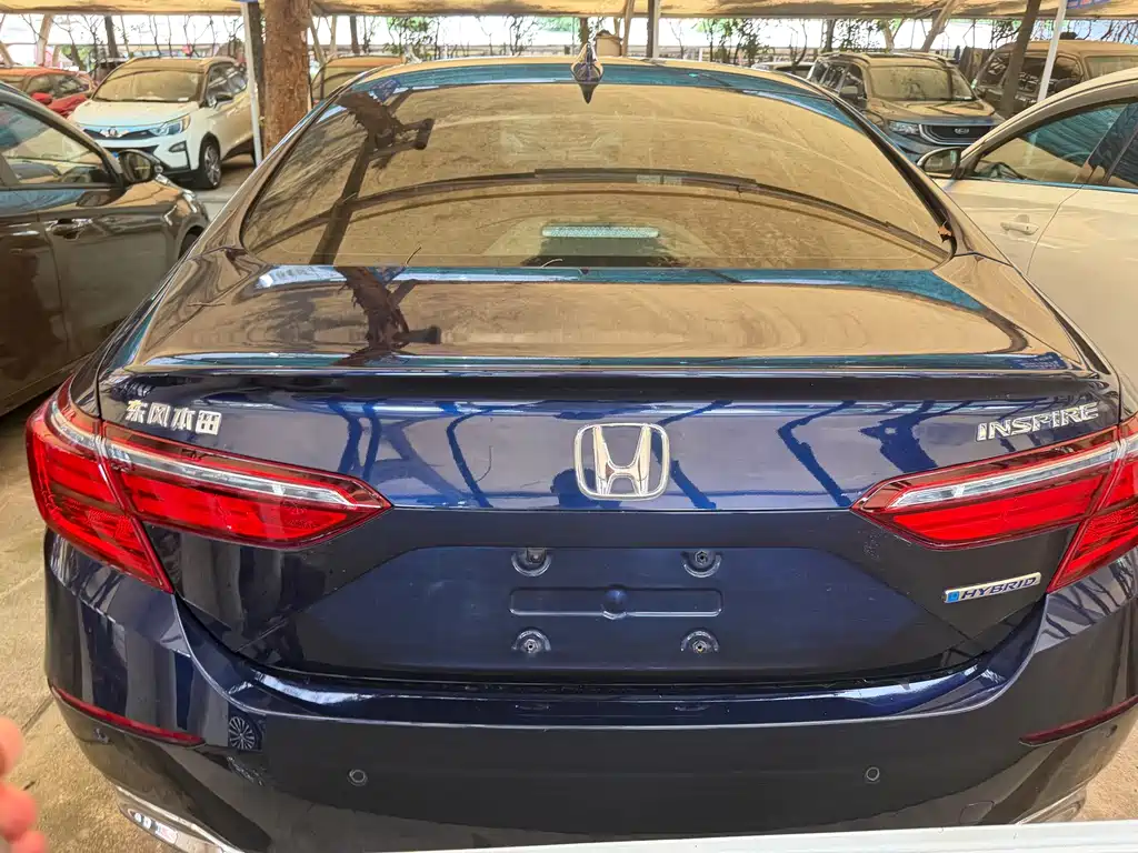Honda Inspire 2021 — фото 13