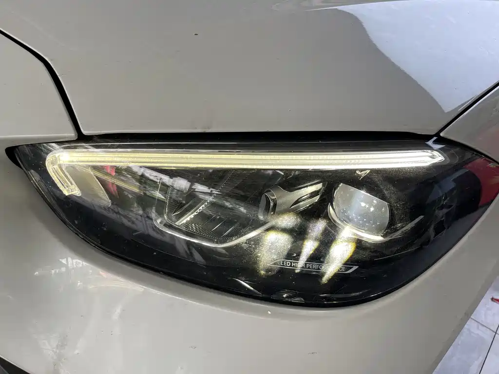 Mercedes-Benz C-Class 2022