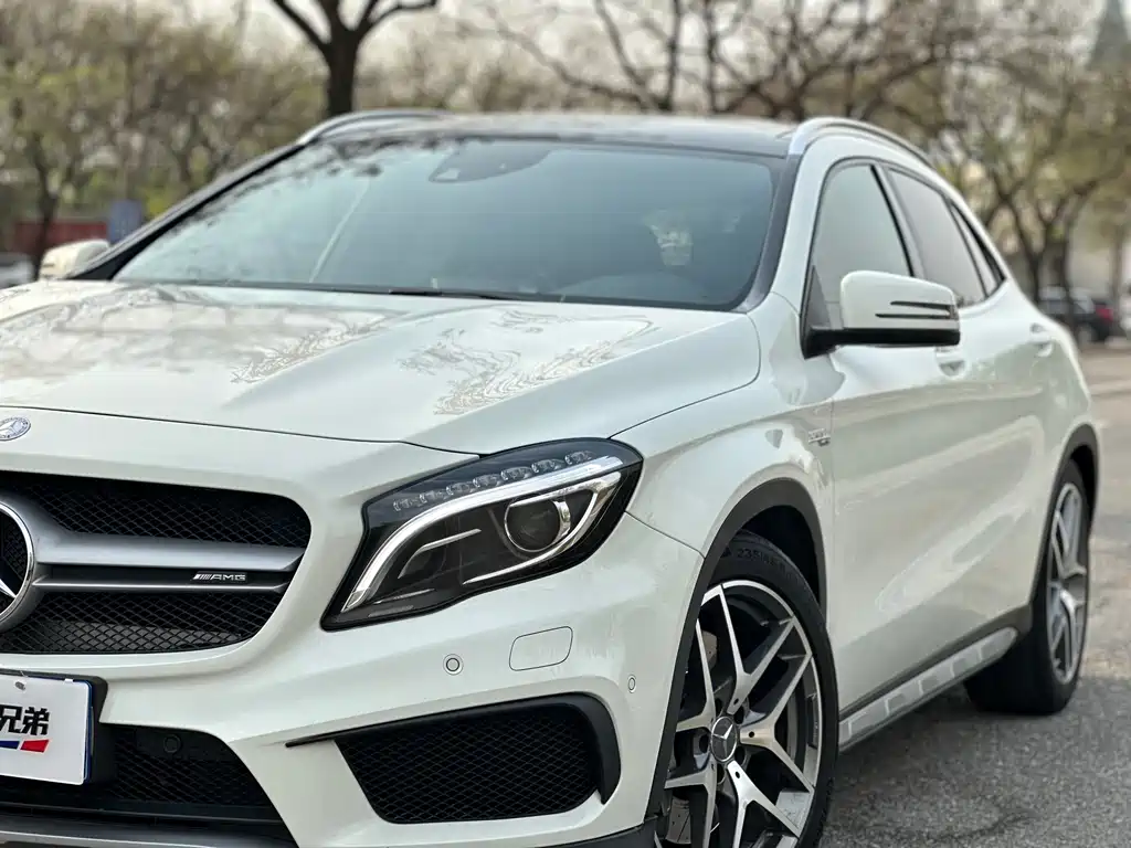 Mercedes-Benz GLA AMG 2015 — фото 3