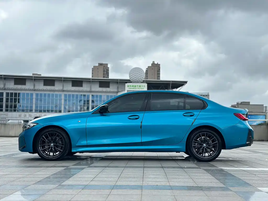 BMW 3 Series 2023
