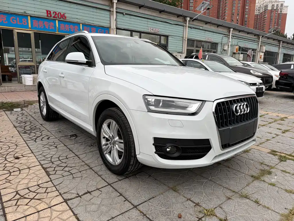 Audi Q3 2016