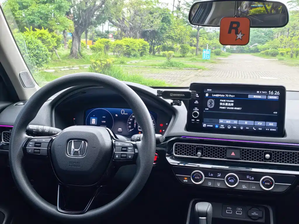 Honda Civic 2023 — фото 11
