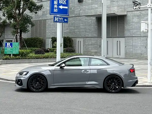 Audi RS 5 2021