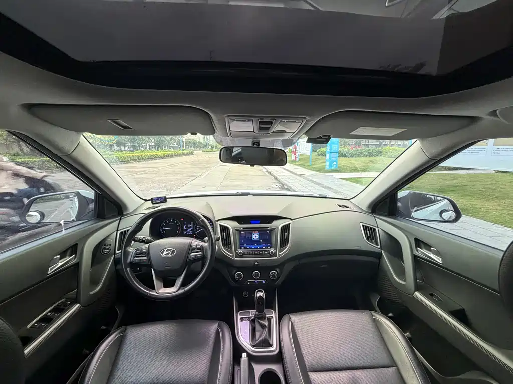 Hyundai ix25 2015