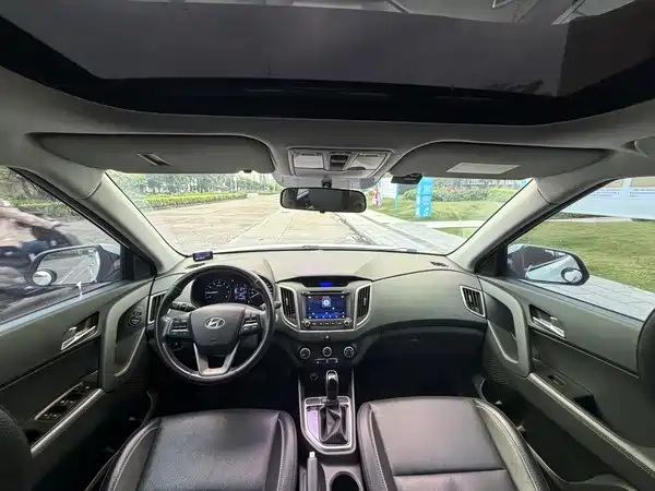 Hyundai ix25 2015