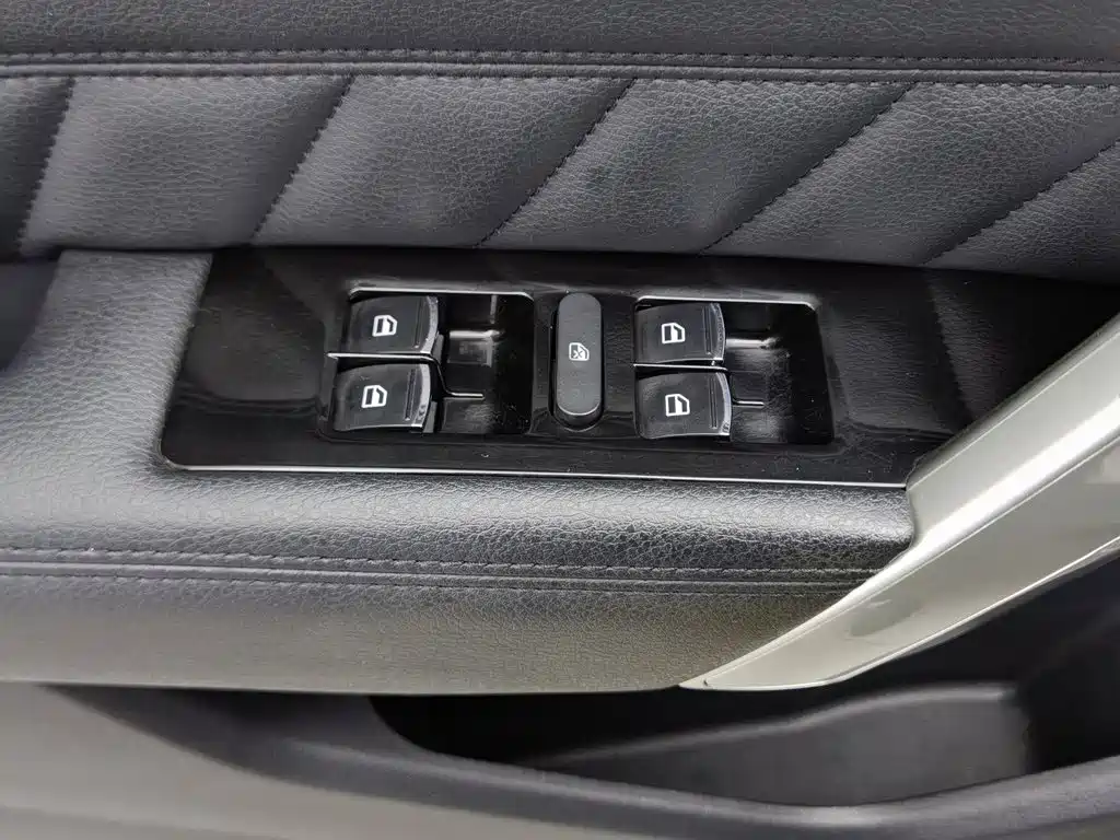 Haval H2 2015 — фото 9