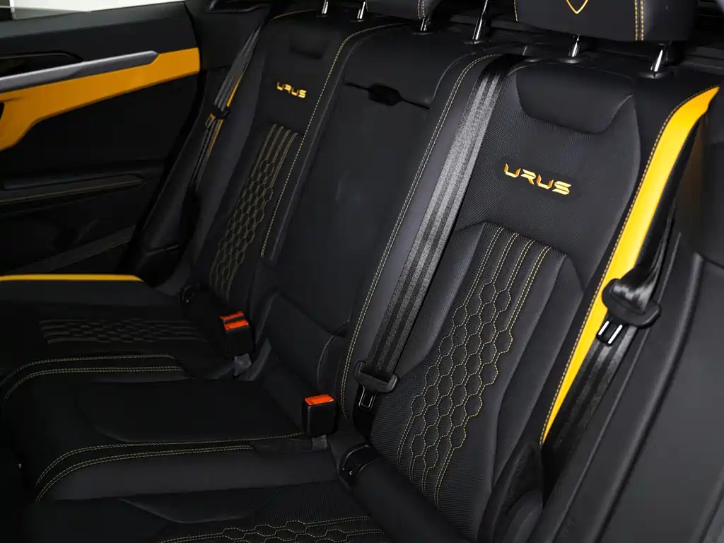 Lamborghini Urus 2023 — фото 17