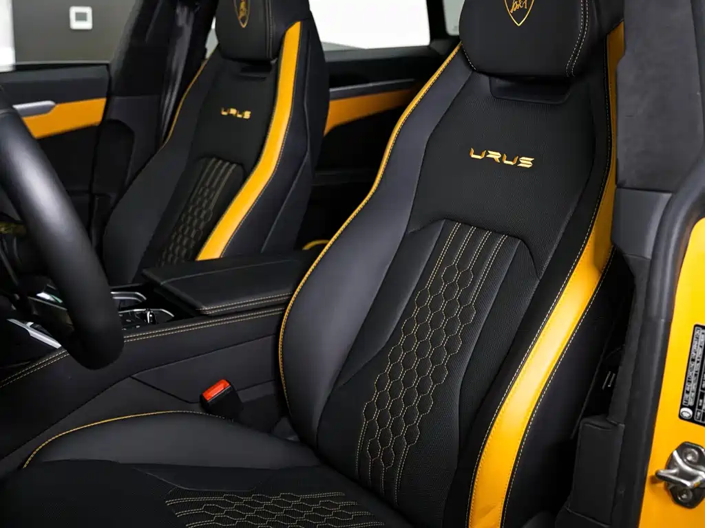 Lamborghini Urus 2023 — фото 16
