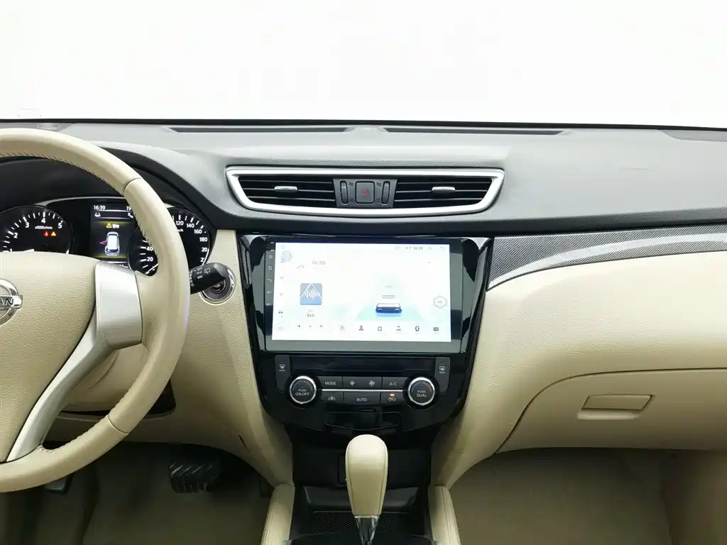 Nissan X-Trail 2015 — фото 12