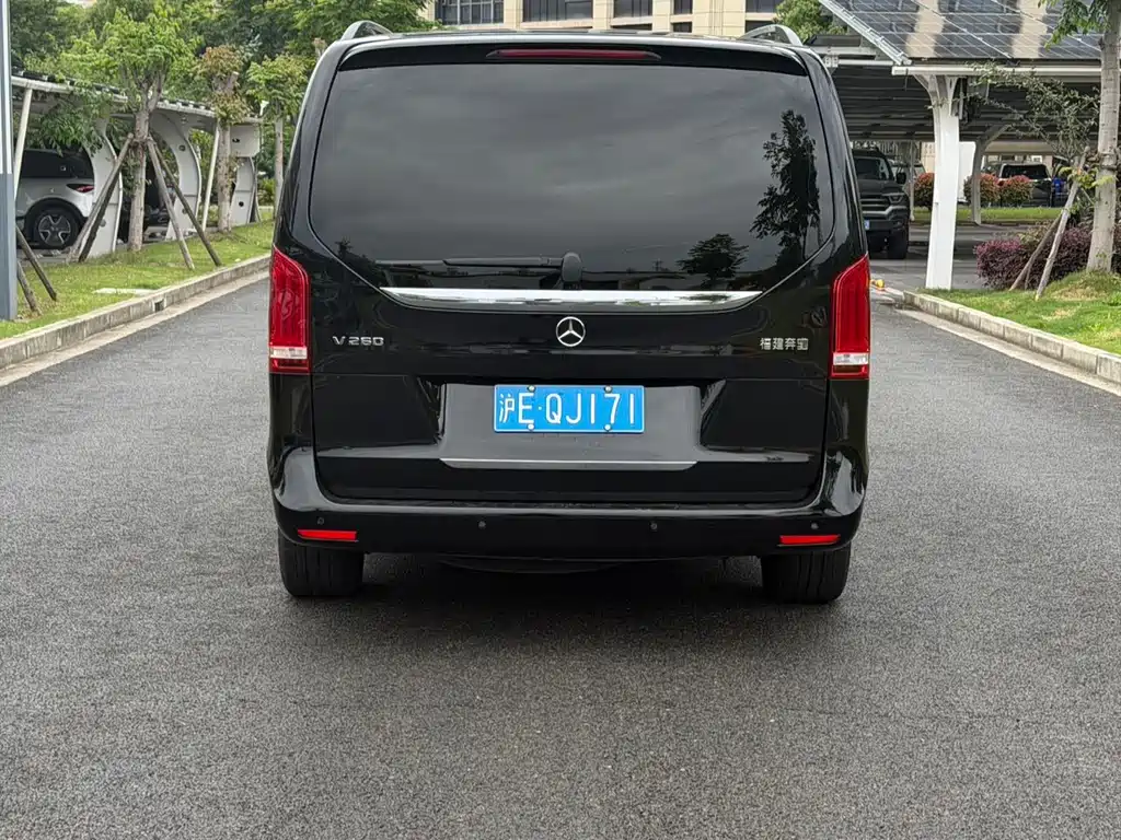 Mercedes-Benz V-Class 2021