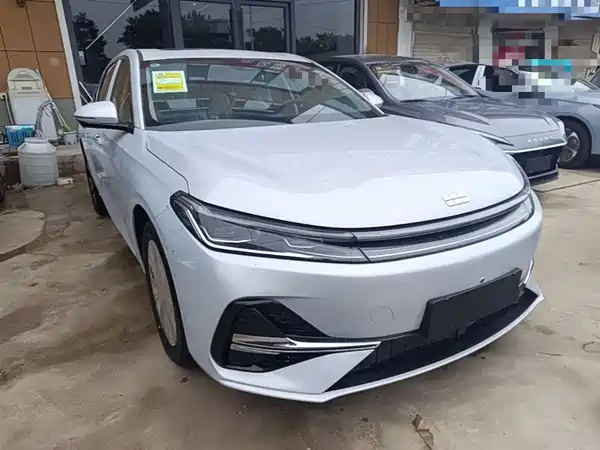 Geely Galaxy A7 EM 2025