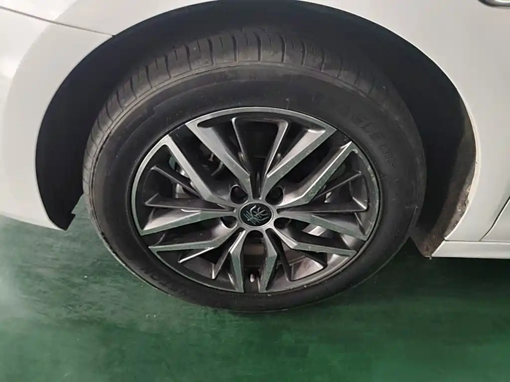 BYD Qin PLUS 2024 — фото 23