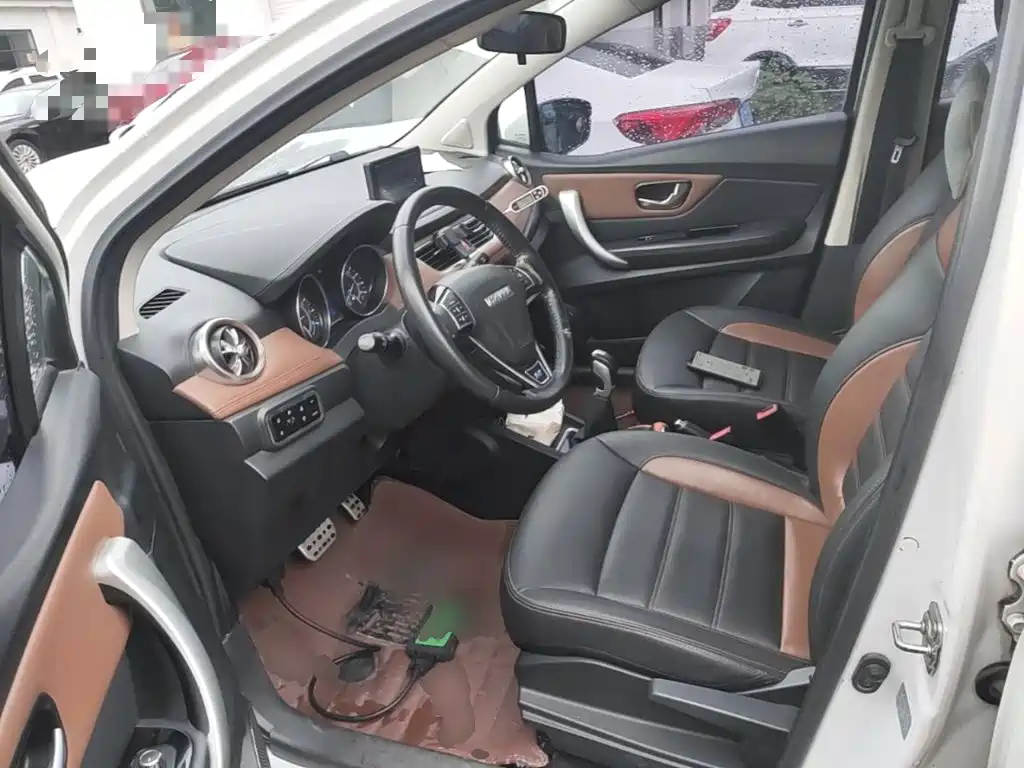 Haval H1 2015 — фото 15